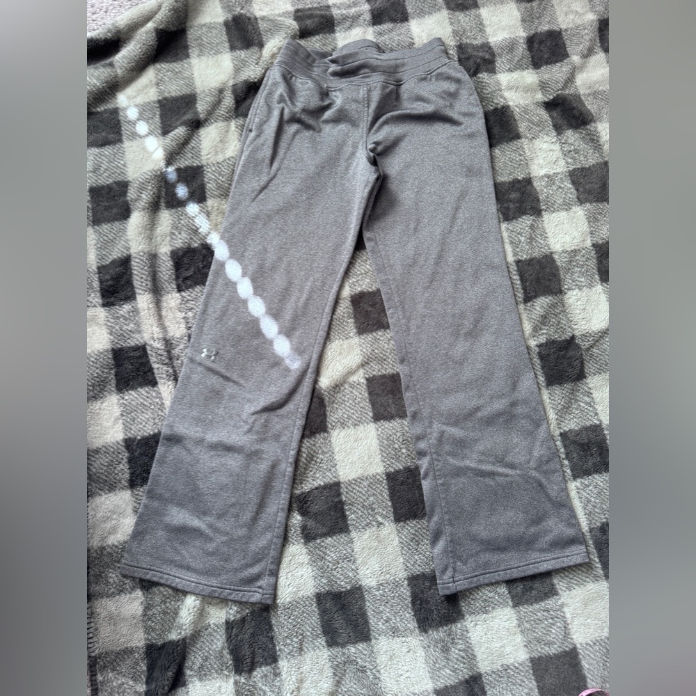 Under Armour Women’s Gray Fleece-Lined Joggers